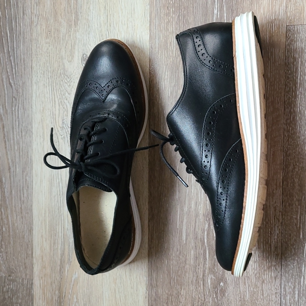 Cole Haan Zerogrand Wing Oxford Shoe W02618 Black/White Size 7